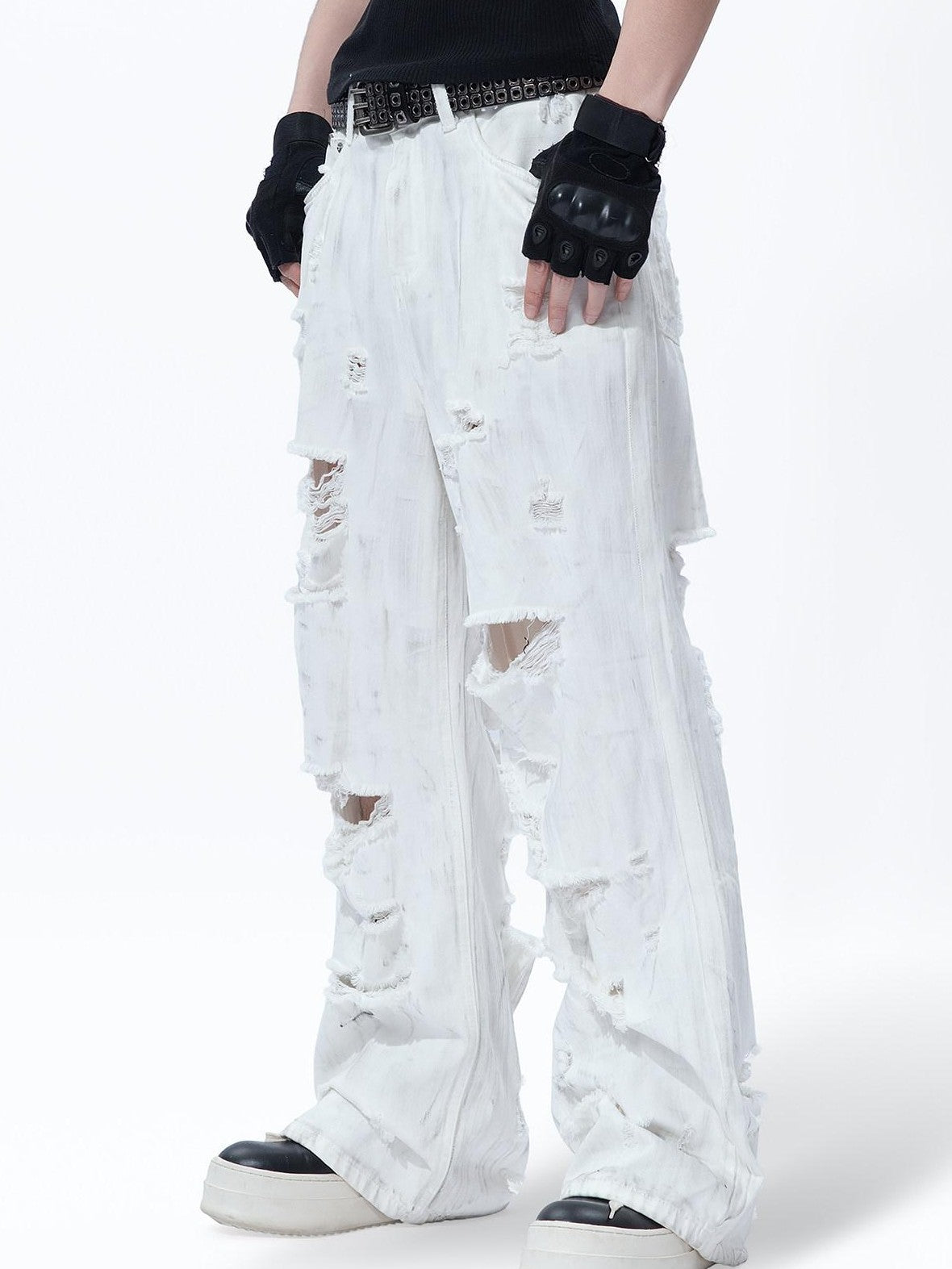 MOGONGSHE White Washed Big Ripped Relaxed Women's Denim Distressed Jeans