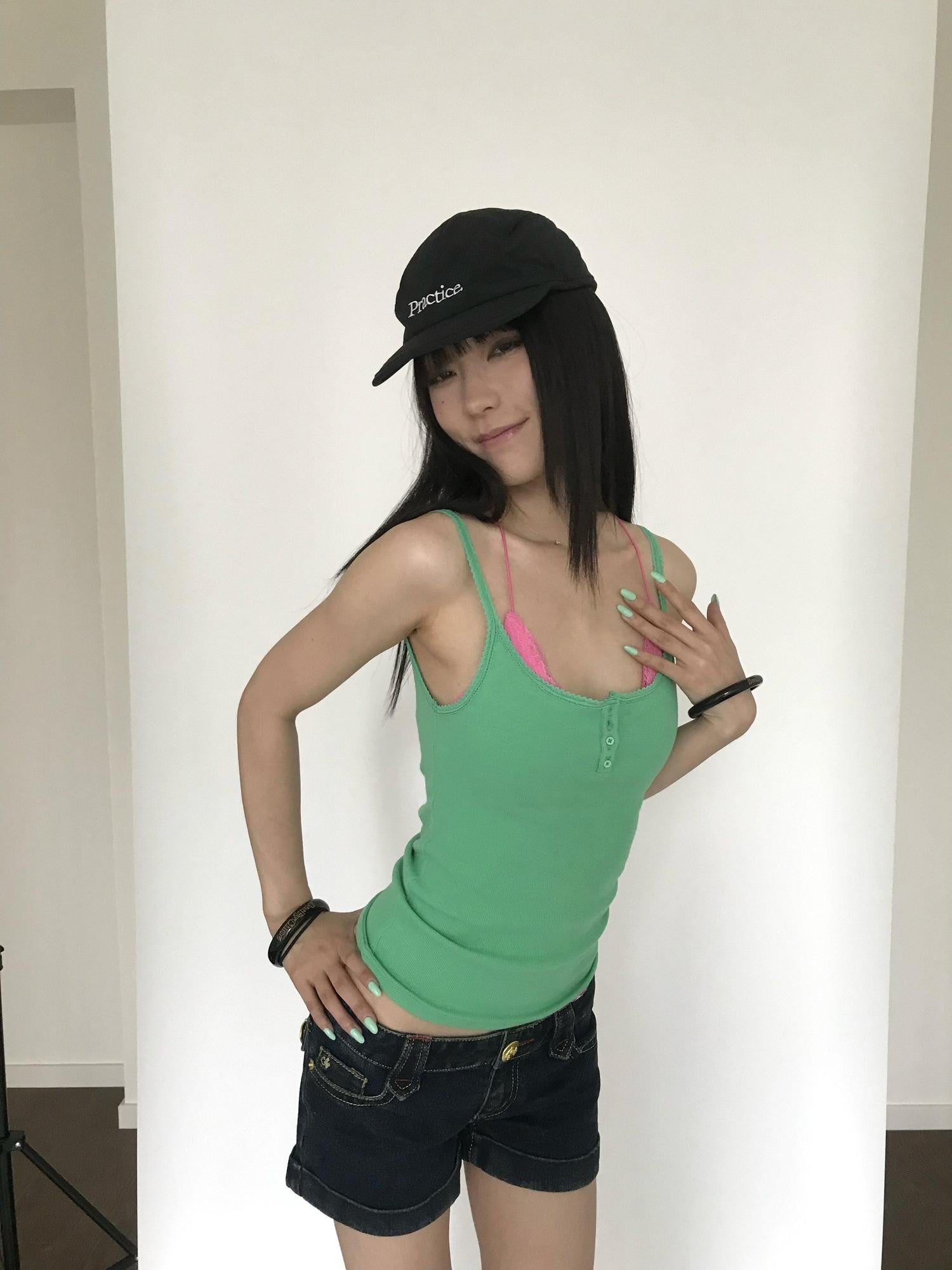 Miko esst Fruit Green Ribbed Lace Henley Button Collar Slim Women's Cotton Blend Camisoles
