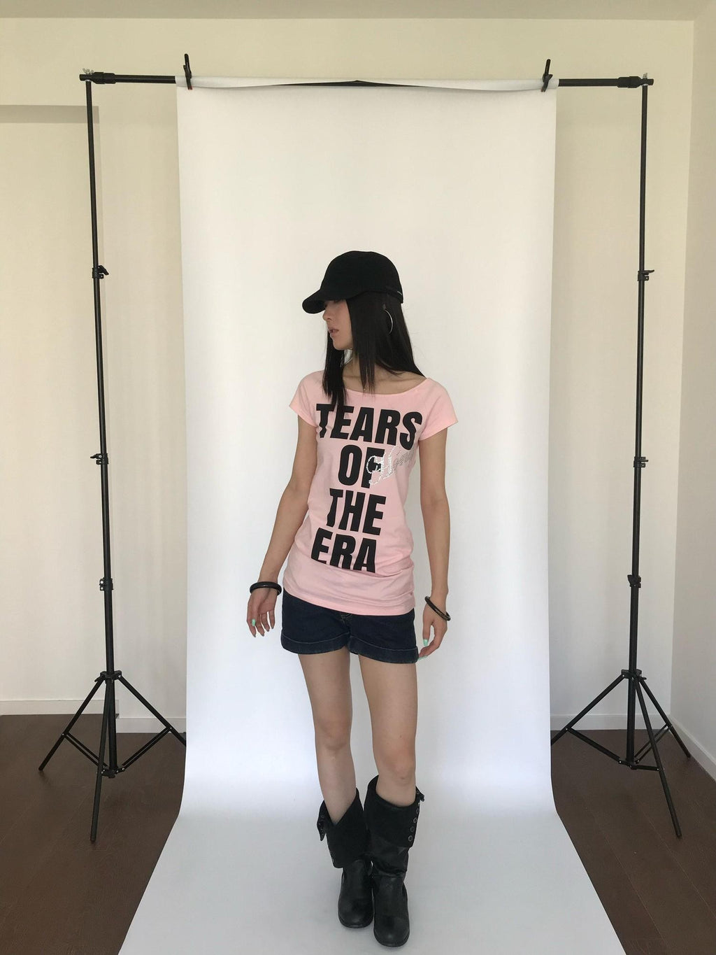 Miko esst Tear Print Rhinestone Slim Fit Women's Short Sleeve T-shirts