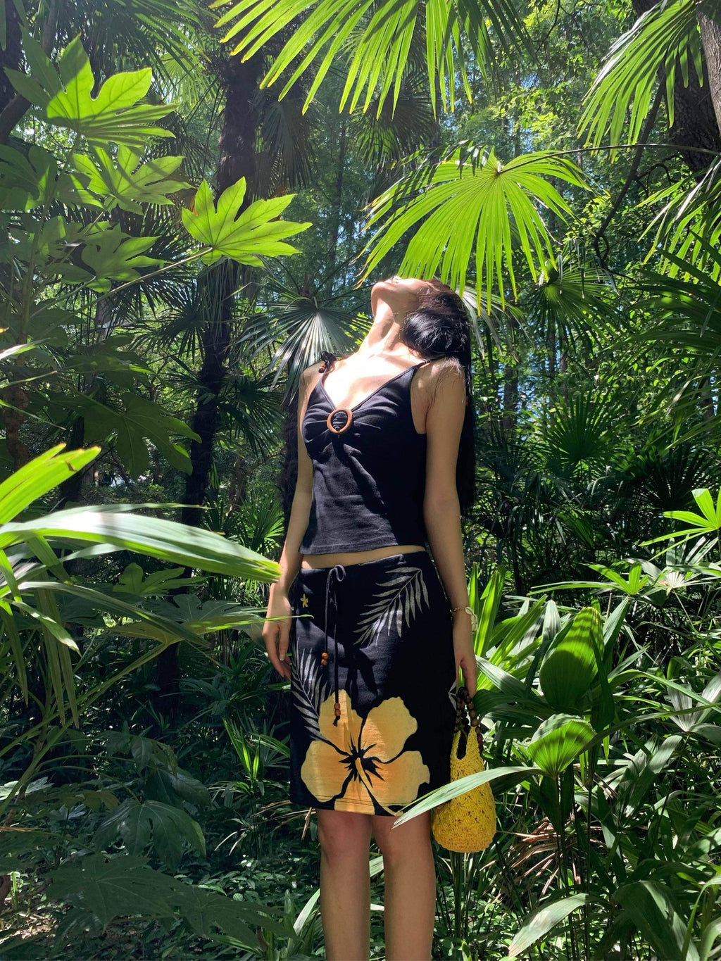 Miko esst Tropical Hibiscus Island Print Wood Button Women's Tank Tops