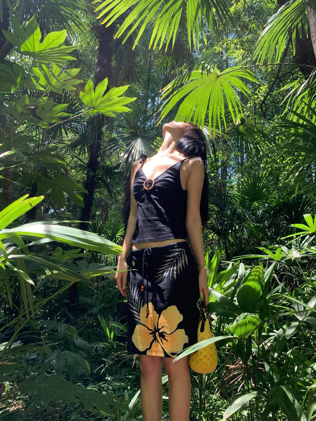 Miko esst Tropical Hibiscus Island Print Wood Button Women's Tank Tops