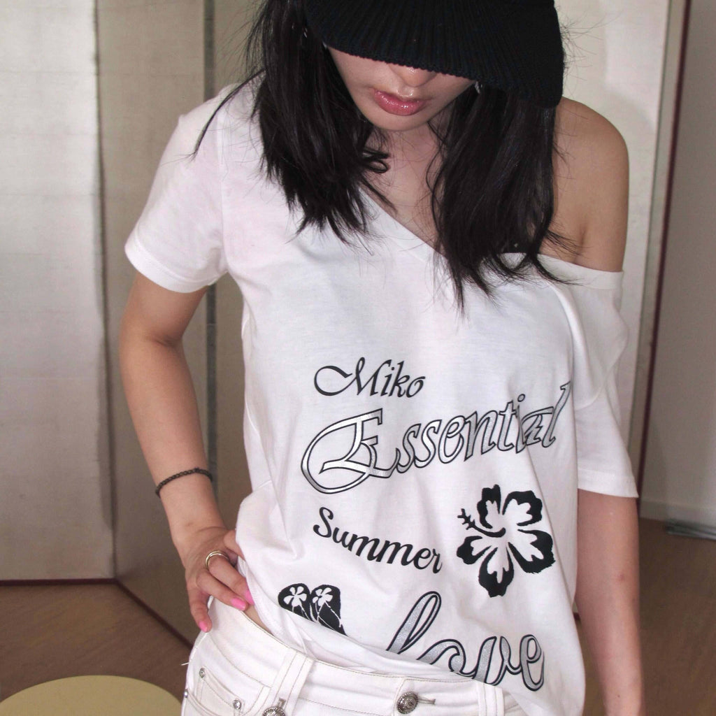 Miko_esst_V-neck_Cross_Print_Slanted_Shoulder_Loose_Women's_Cotton_Off-shoulder_T-shirts_946180831771_MISSTT