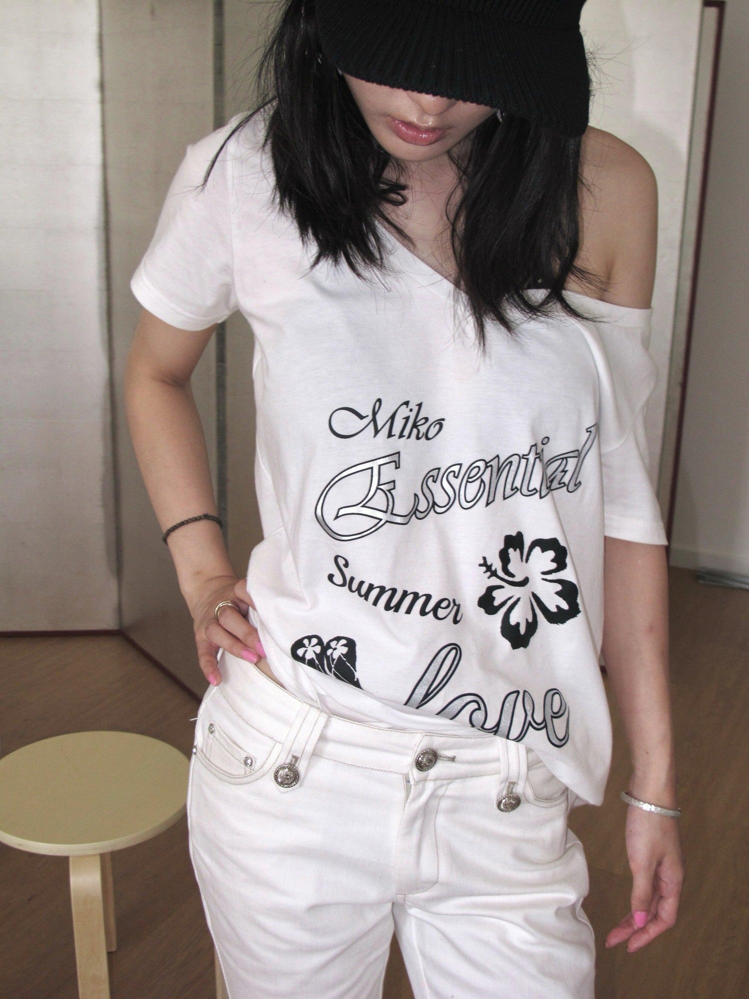 Miko esst V-neck Cross Print Slanted Shoulder Loose Women's Cotton Off-shoulder T-shirts