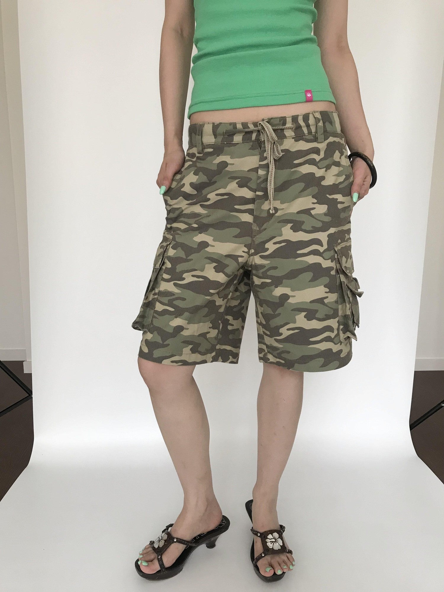 Miko esst Vintage Camo Washed Low Waist Women's Cotton Blend Bermuda Shorts