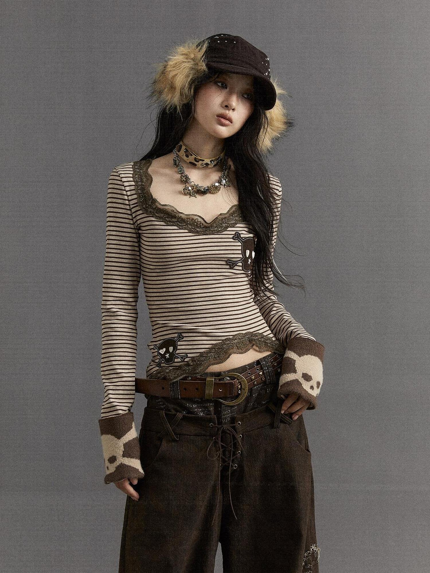 NO ROMANCE Combed Cotton Slim Punk V-neck Striped Women Coffee Brown Long Sleeve T-Shirts