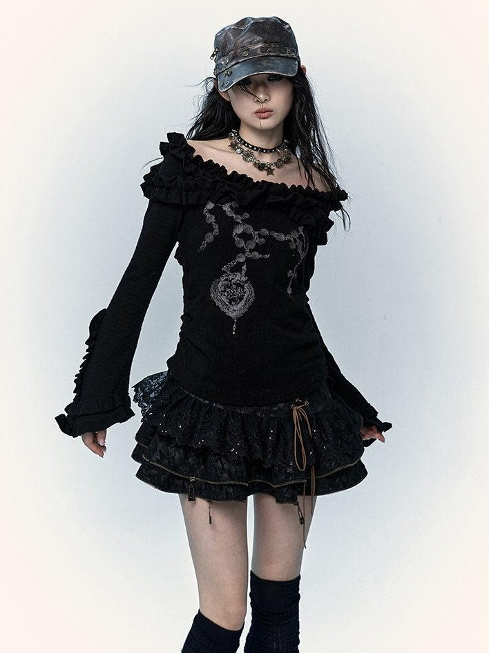 NO ROMANCE Creative Heart Print Slim Boatneck Bell Sleeve Women Long Sleeve T-Shirts