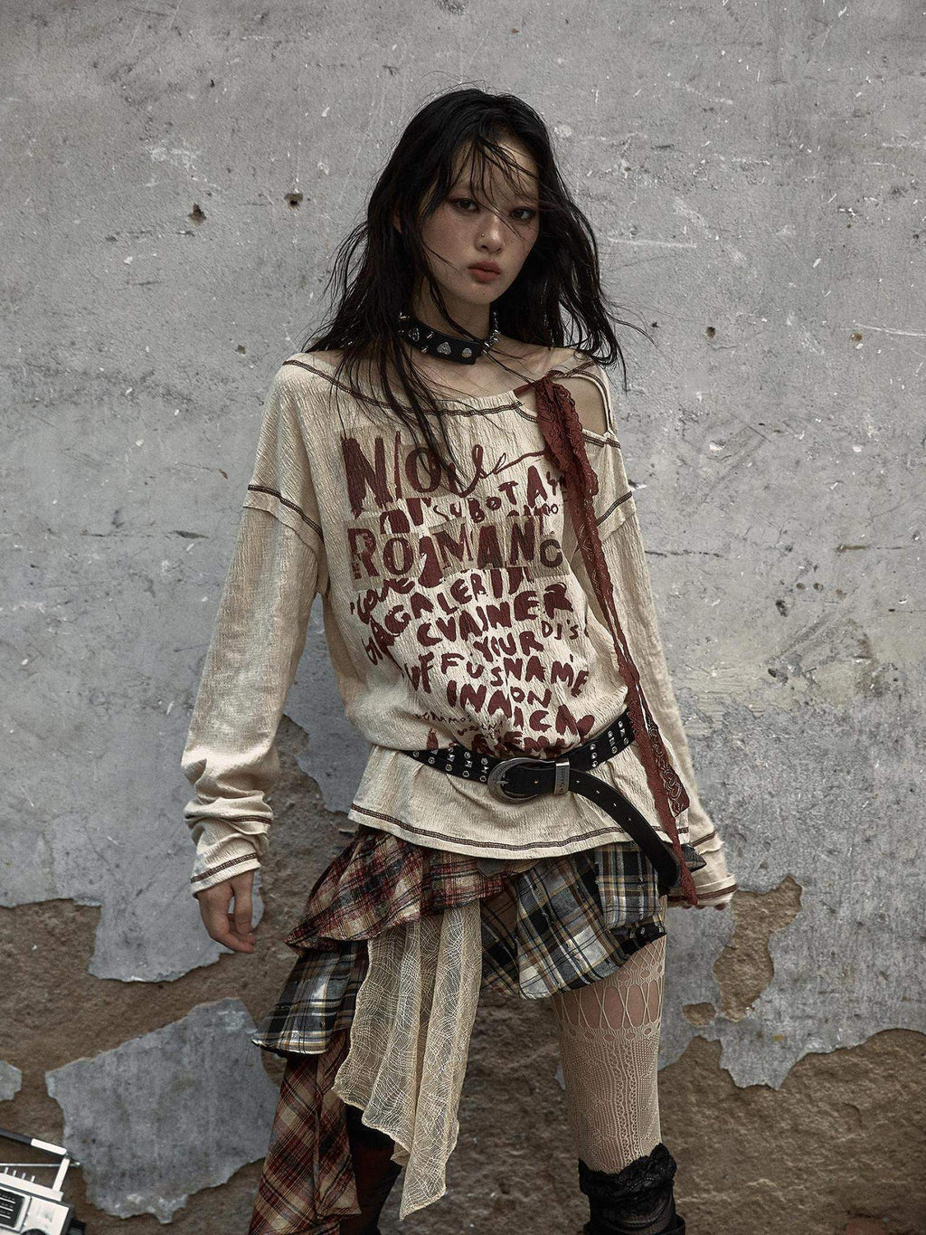 NO ROMANCE Distressed Bow Print Relaxed Round Neck Women Combed Cotton Long Sleeve T-Shirts