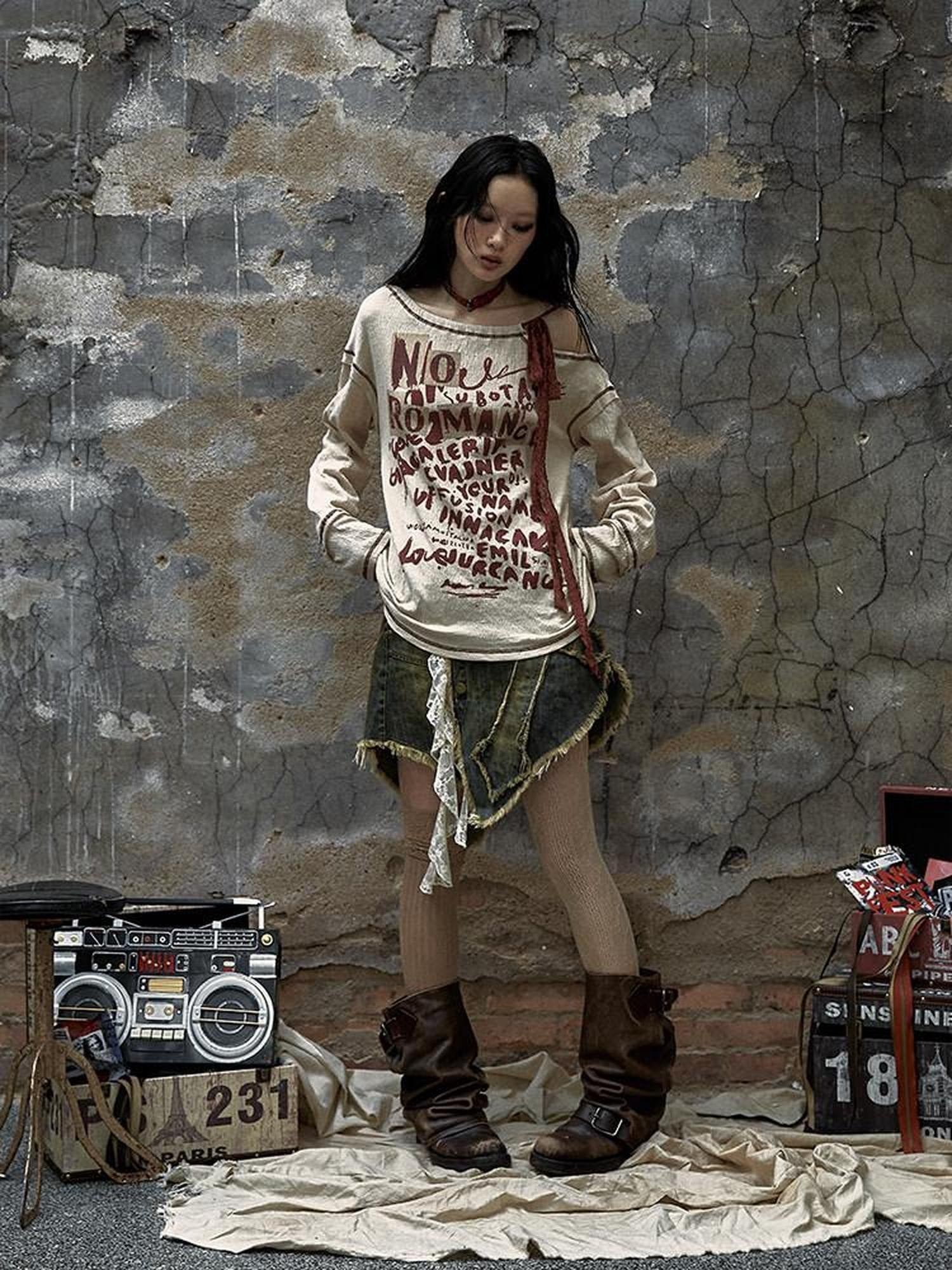 NO ROMANCE Distressed Bow Print Relaxed Round Neck Women Combed Cotton Long Sleeve T-Shirts