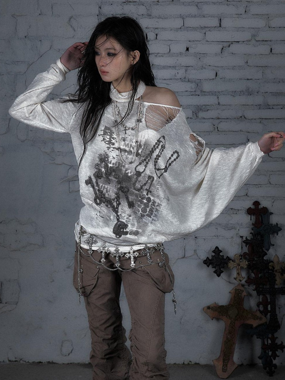 NO ROMANCE Distressed Street Punk Oversized Asymmetric Neck Women Long Sleeve T-Shirts