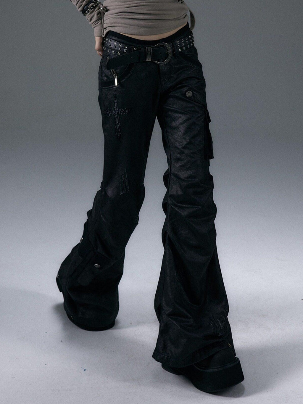 NO ROMANCE Hand Distressed Pocket Cargo Punk Low Waist Pleated Metallic Black Flare Pants