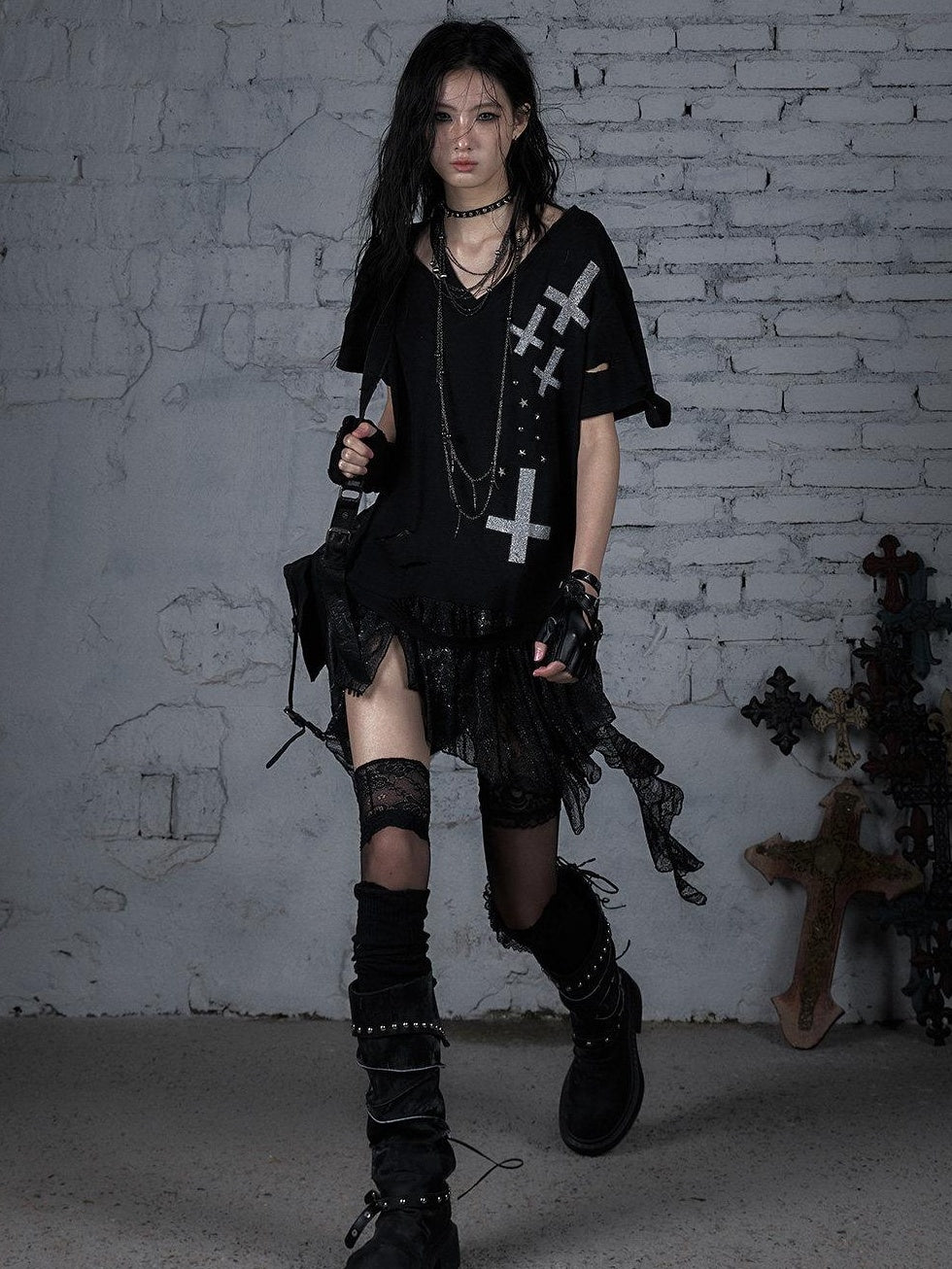 NO ROMANCE Lace Cross Print Punk Street Loose V-neck Women Black Gray Short Sleeve T-Shirts