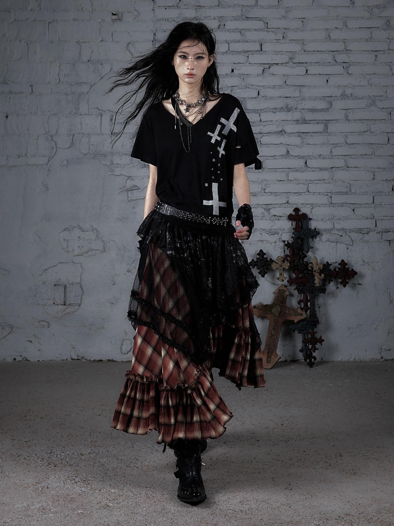 NO ROMANCE Lace Cross Print Punk Street Loose V-neck Women Black Gray Short Sleeve T-Shirts