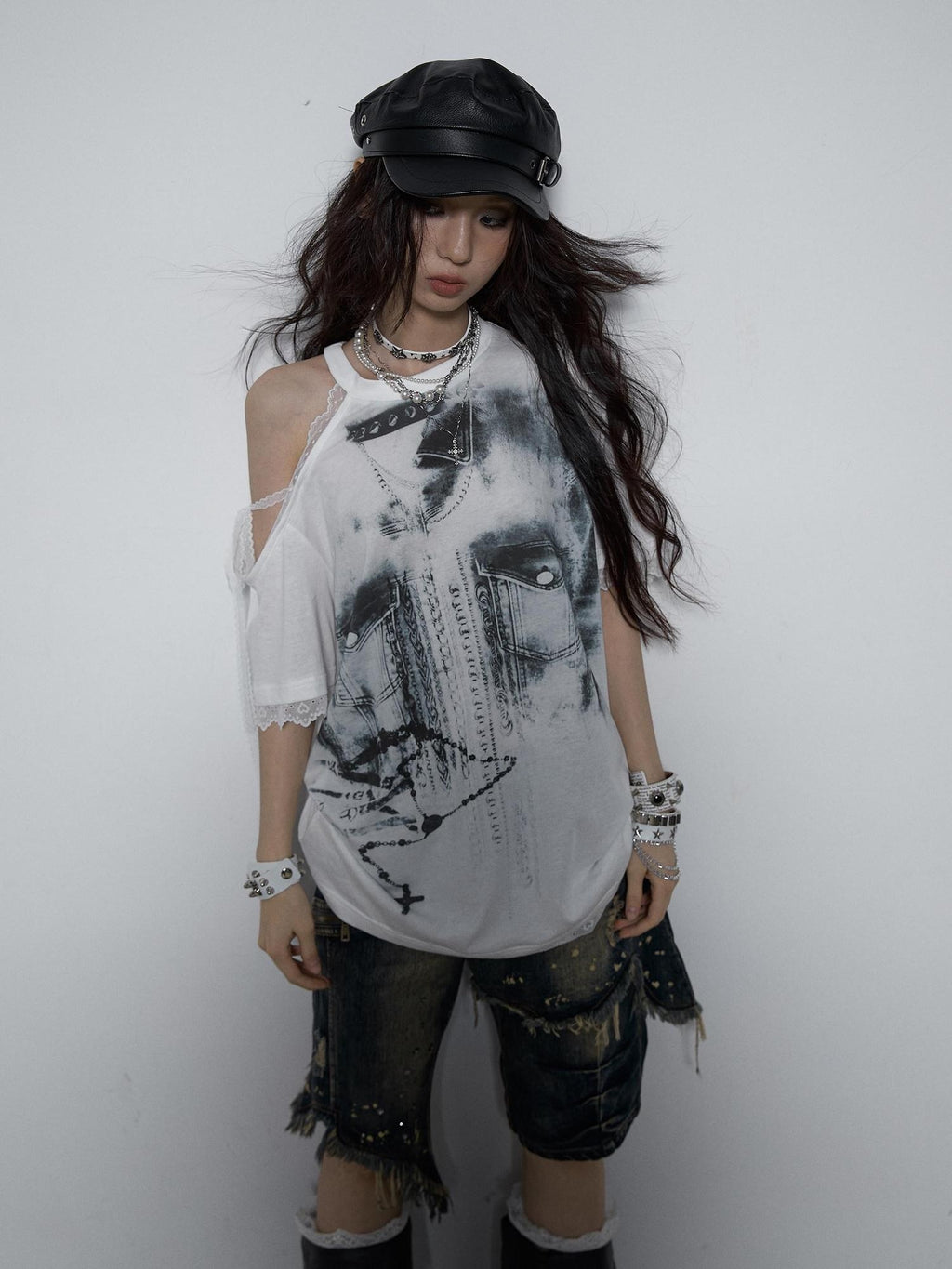 NO ROMANCE Light Lace Patchwork Printed Oversized Urban Black Cotton Short Sleeve T-Shirts