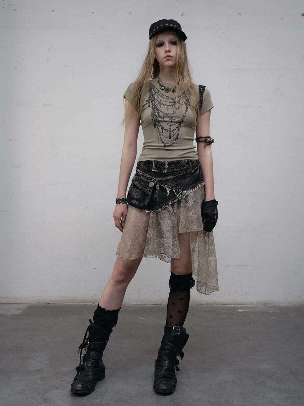 NO ROMANCE Light Stretch Viscose Street Punk Slim Short Sleeve Women Gray Crop Tops