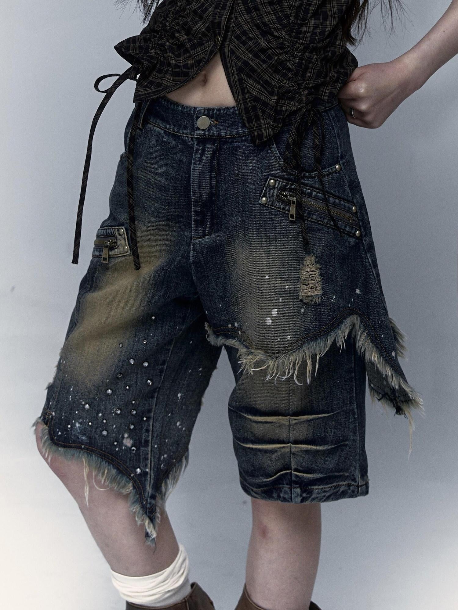 NO ROMANCE Lightweight Distressed Low Rise Relaxed Straight Women Casual Denim Shorts