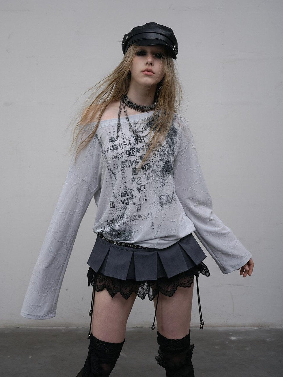 NO ROMANCE Lightweight Punk Loose Slanted Neck Printed Beige Gray Long Sleeve T-Shirts
