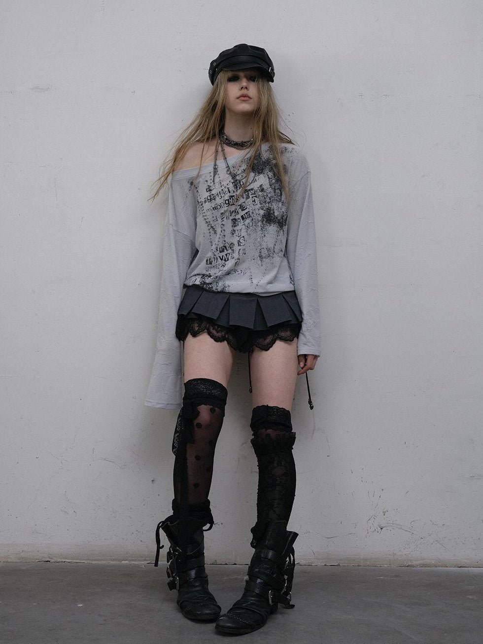 NO ROMANCE Lightweight Punk Loose Slanted Neck Printed Beige Gray Long Sleeve T-Shirts