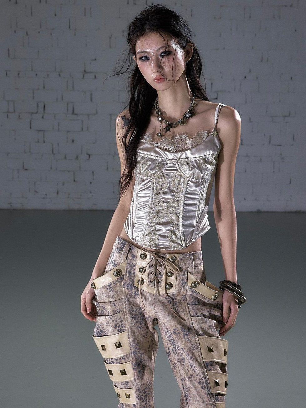 NO ROMANCE Lightweight Slim Fit Original Design Solid Color Casual Everyday Camisoles