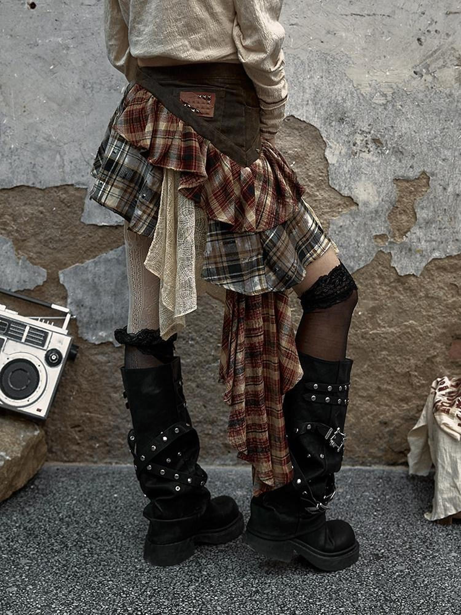 NO ROMANCE Low Waist Cotton Lined Button Stud Plaid Street Girls Mini Skirts