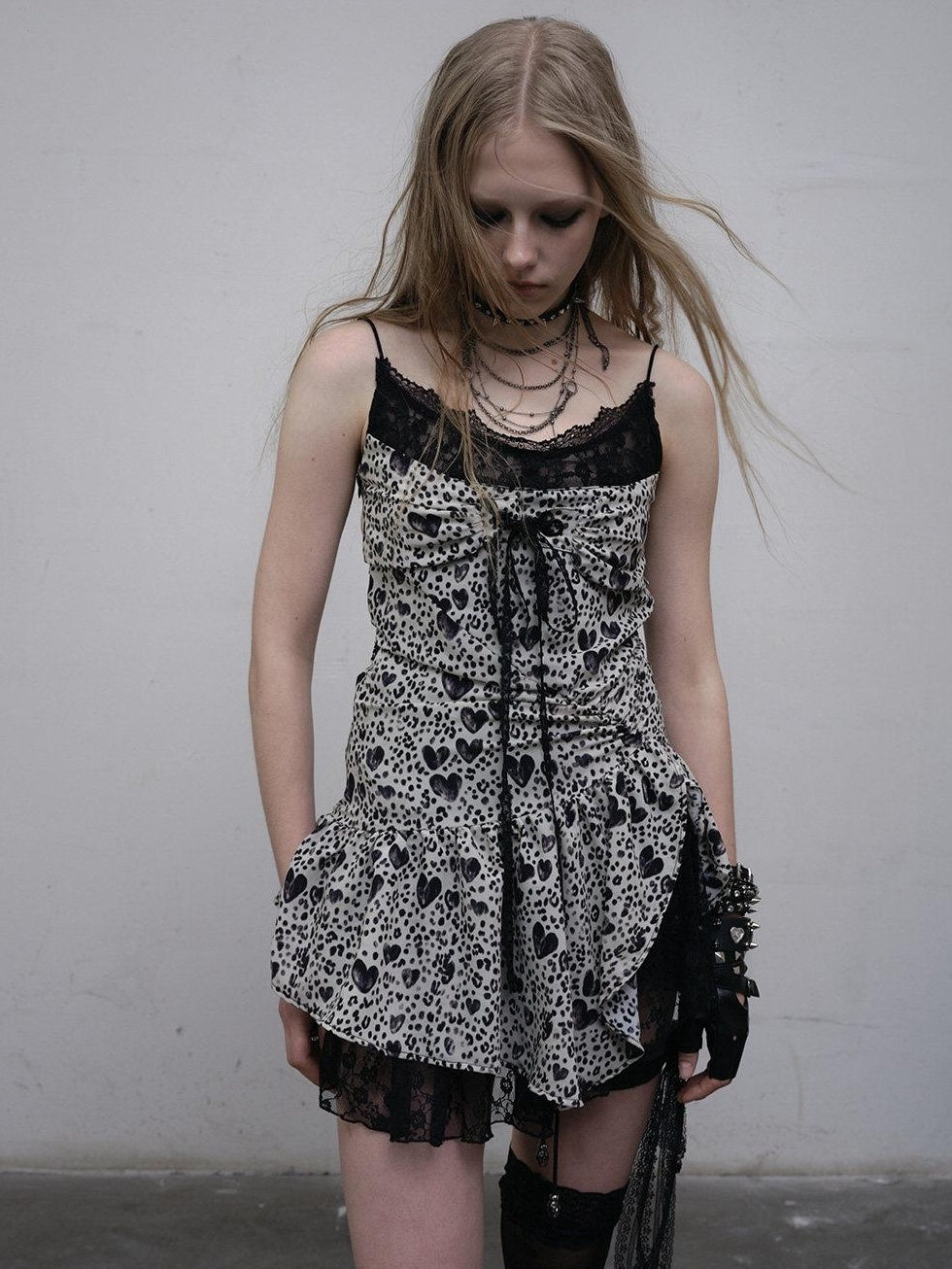 NO ROMANCE Soft Lace Vintage Spaghetti Strap Travel Leopard Heart Slip Mini Dresses