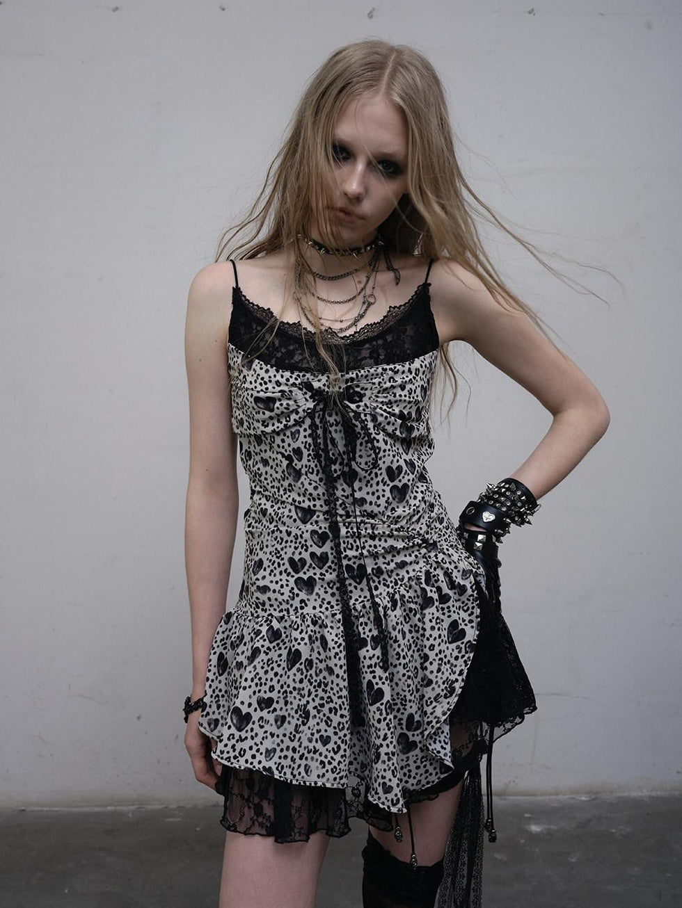 NO ROMANCE Soft Lace Vintage Spaghetti Strap Travel Leopard Heart Slip Mini Dresses