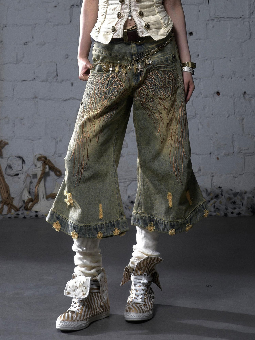 NO ROMANCE Vintage Embroidered Loose Mid Rise Cotton For Girls Washed Blue Wide-Leg Jeans