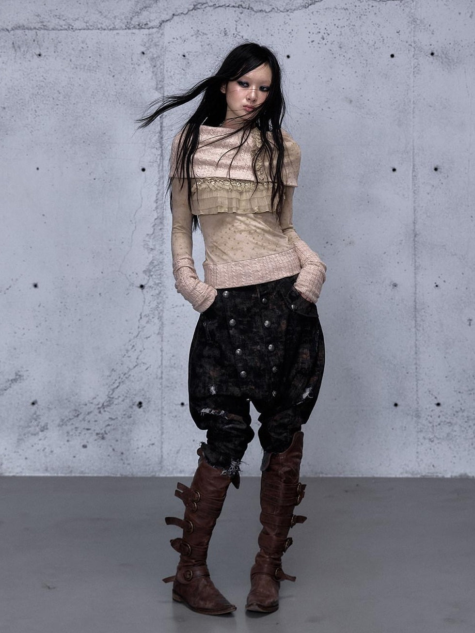 NO ROMANCE Washed Distressed Streetwear Loose Fit Natural Waist Womens Black Denim Shorts