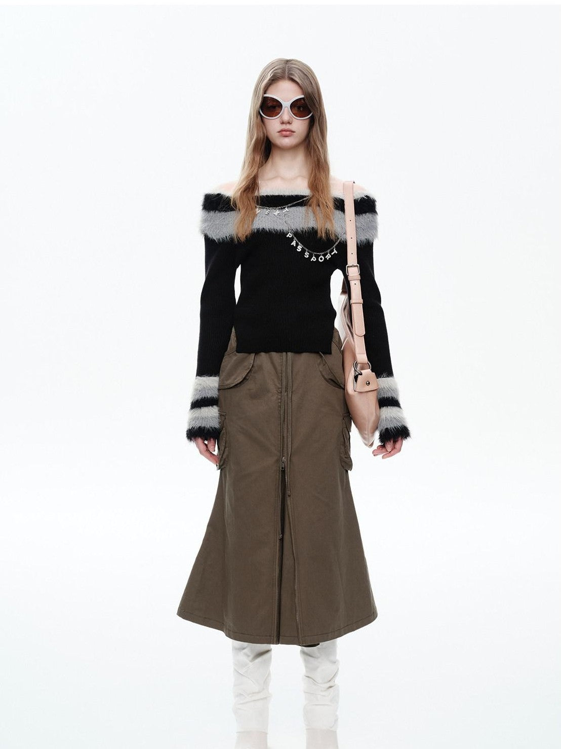 NextPassport MOF Black Fur Collar Reversible One Shoulder Women's Polyester Off-shoulder Sweaters