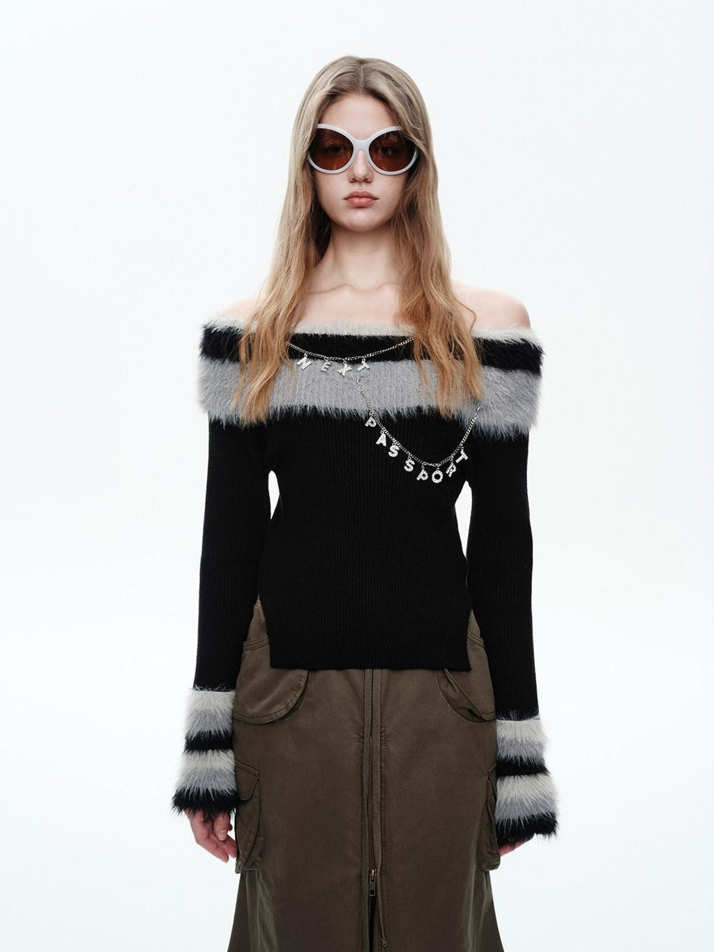 NextPassport MOF Black Fur Collar Reversible One Shoulder Women's Polyester Off-shoulder Sweaters