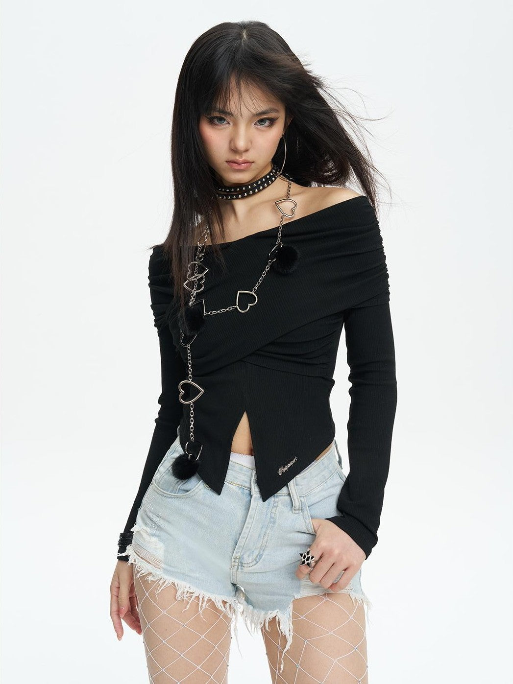 NextPassport MOF Distressed Fringe Asymmetric Straight Leg Cotton Women's Hot Pants