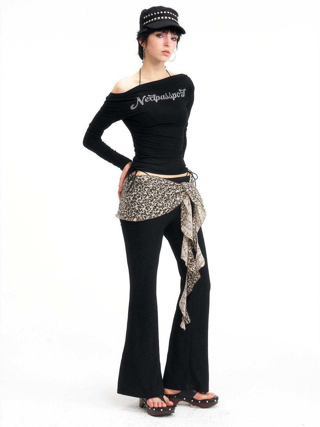 NextPassport MOF Leopard Knit Natural Waist Women's Polyester Elastane Blend Flare Pants