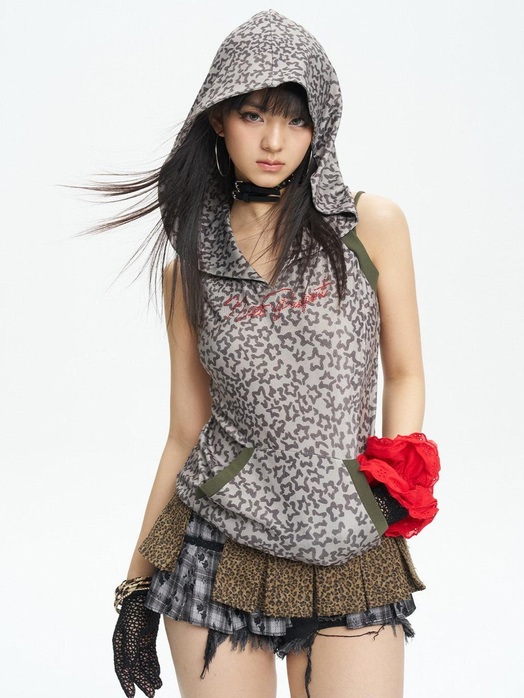 NextPassport MOF Red Rhinestone Leopard Print Hooded Women's Lightweight Tank Tops