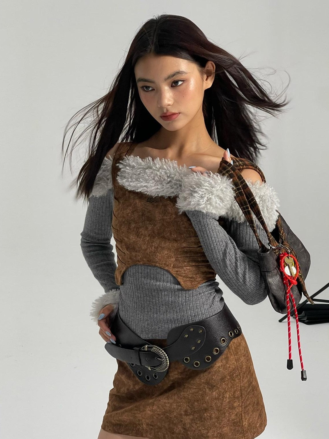 NextPassport MOF Wasteland Brown Shark Pleat Vest Women's Cotton Matching Skirt Sets