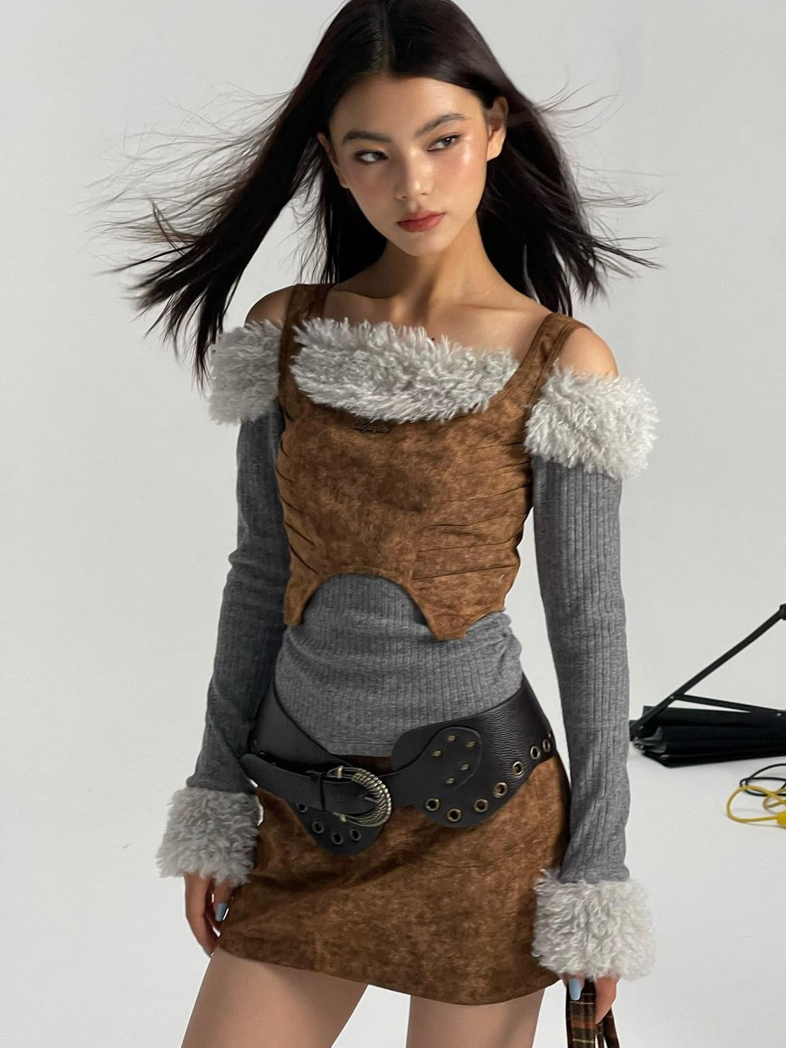 NextPassport MOF Wasteland Brown Shark Pleat Vest Women's Cotton Matching Skirt Sets
