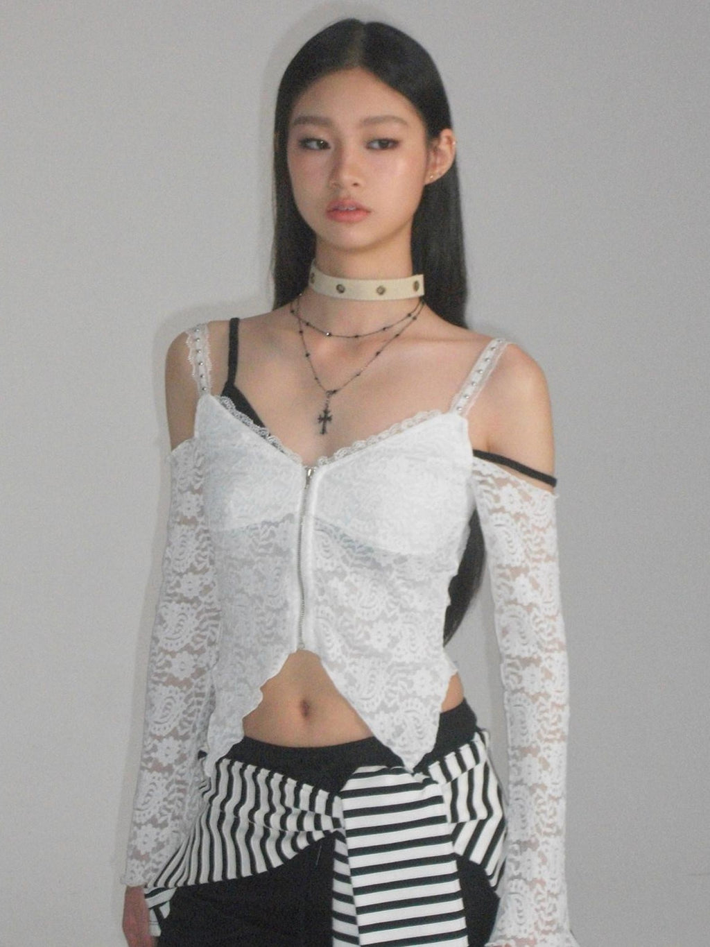 NextPassport MOF White Lace Off Shoulder Bell Sleeve Women's Long Sleeve T-shirts