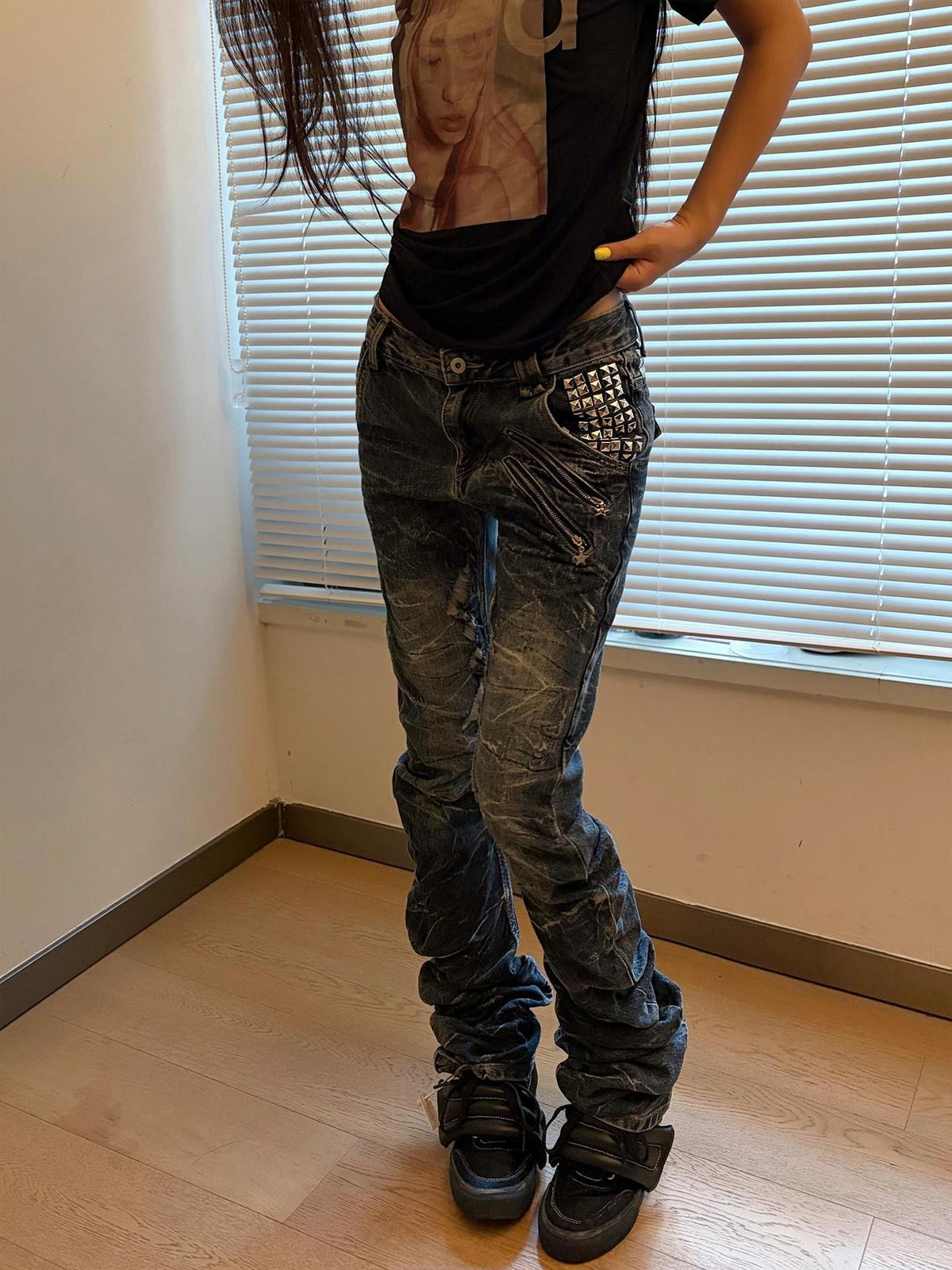 Night Lab Distressed Studded Vintage Wash Curved Women's Cotton Skinny Jeans