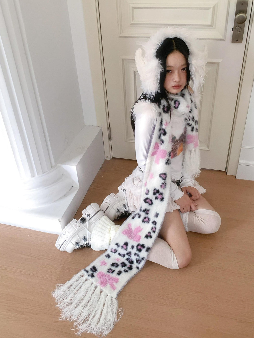 No nuts Cute Bow Leopard Print Women's Faux Mink Knit Extra Long Warm Scarves & Shawls