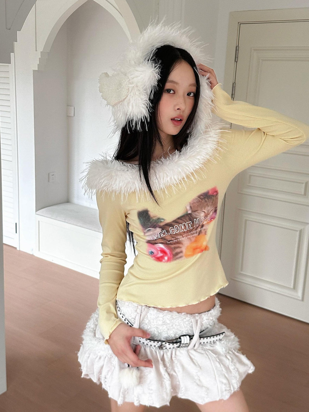 No nuts Cute Cat Print Fuzzy Collar Slim Knit Women's Viscose Long Sleeve T-shirts