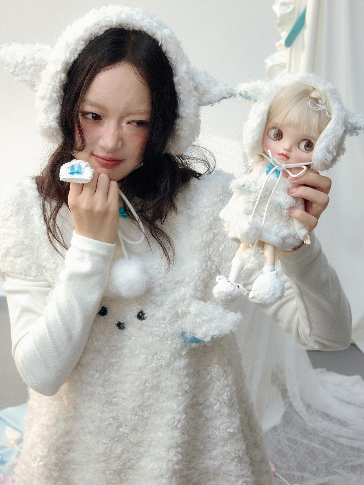 No nuts Plush Sheep Ear Windproof Warm Sewn Women's Accessories
