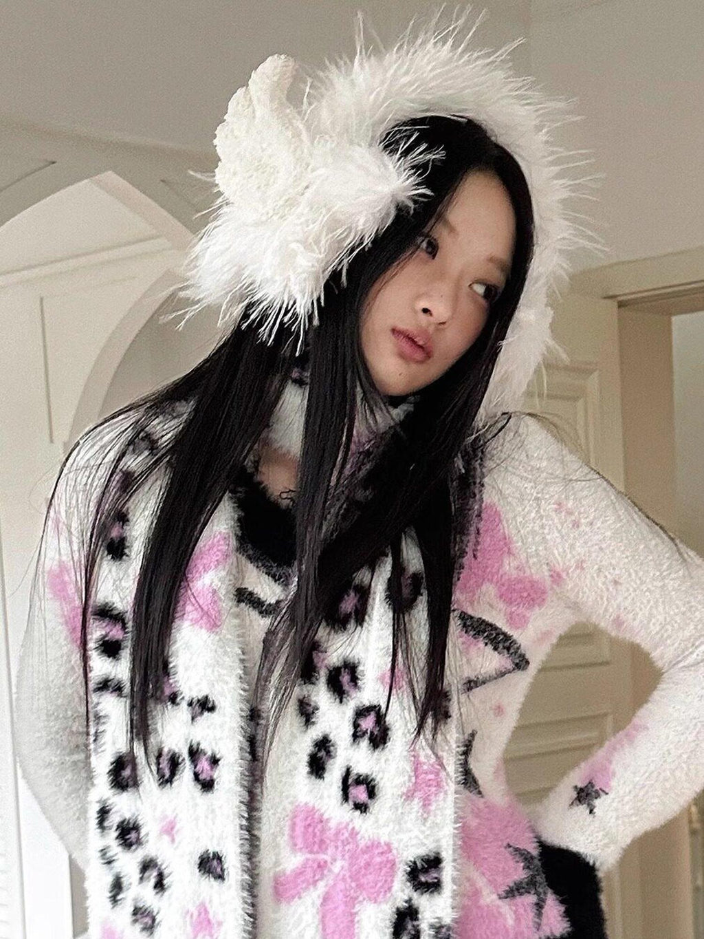 No nuts White Cute Angel Wing Star Earmuffs Women's Plush Clothing Accessories