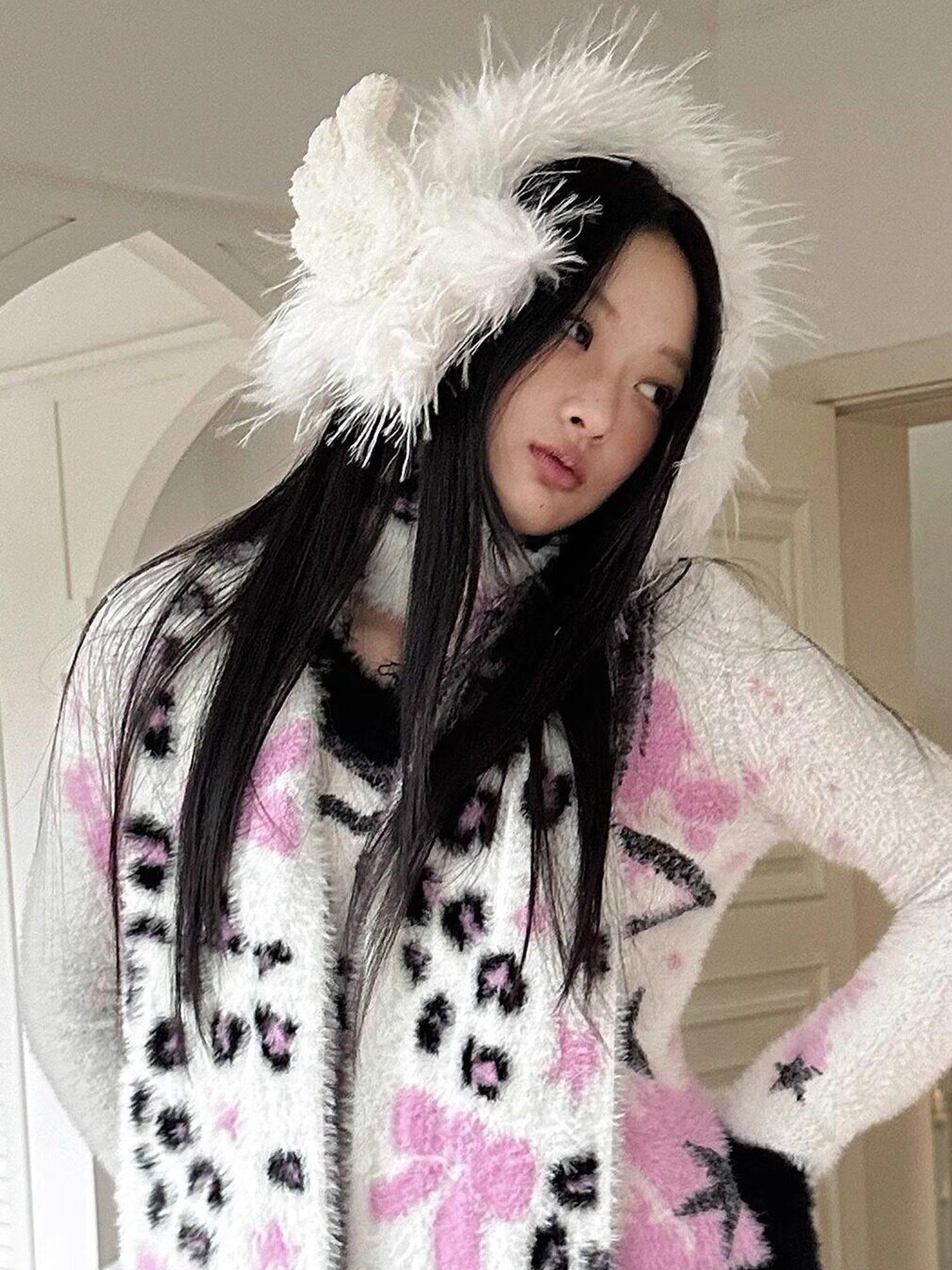 No nuts White Cute Angel Wing Star Earmuffs Women's Plush Clothing Accessories
