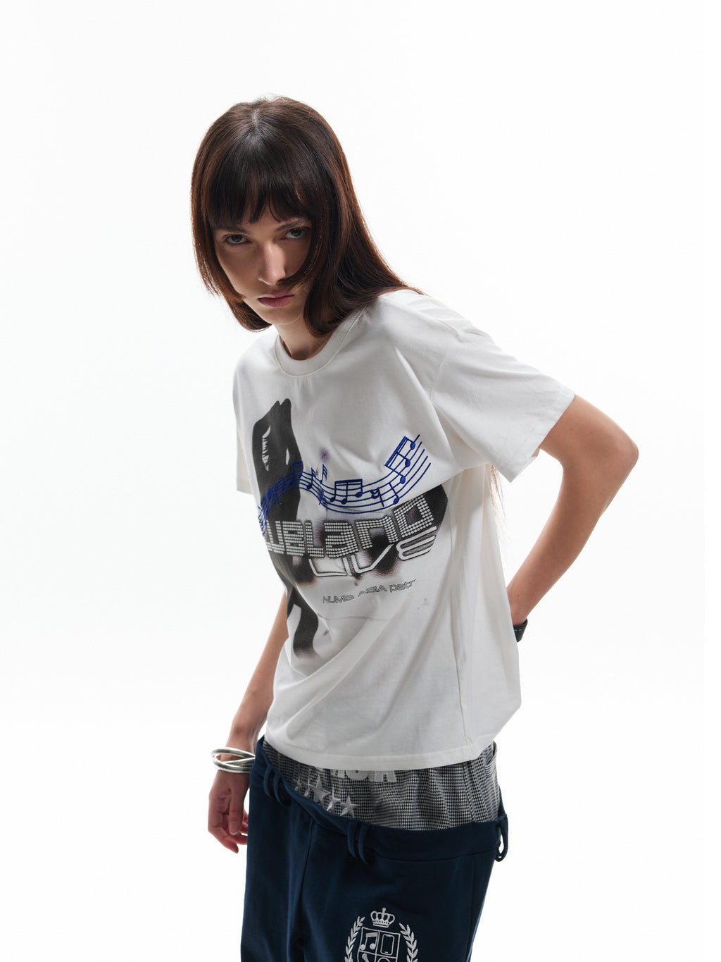 NumbAsia Street Character Electronic Note Embroidery Women's Short Sleeve T-shirts