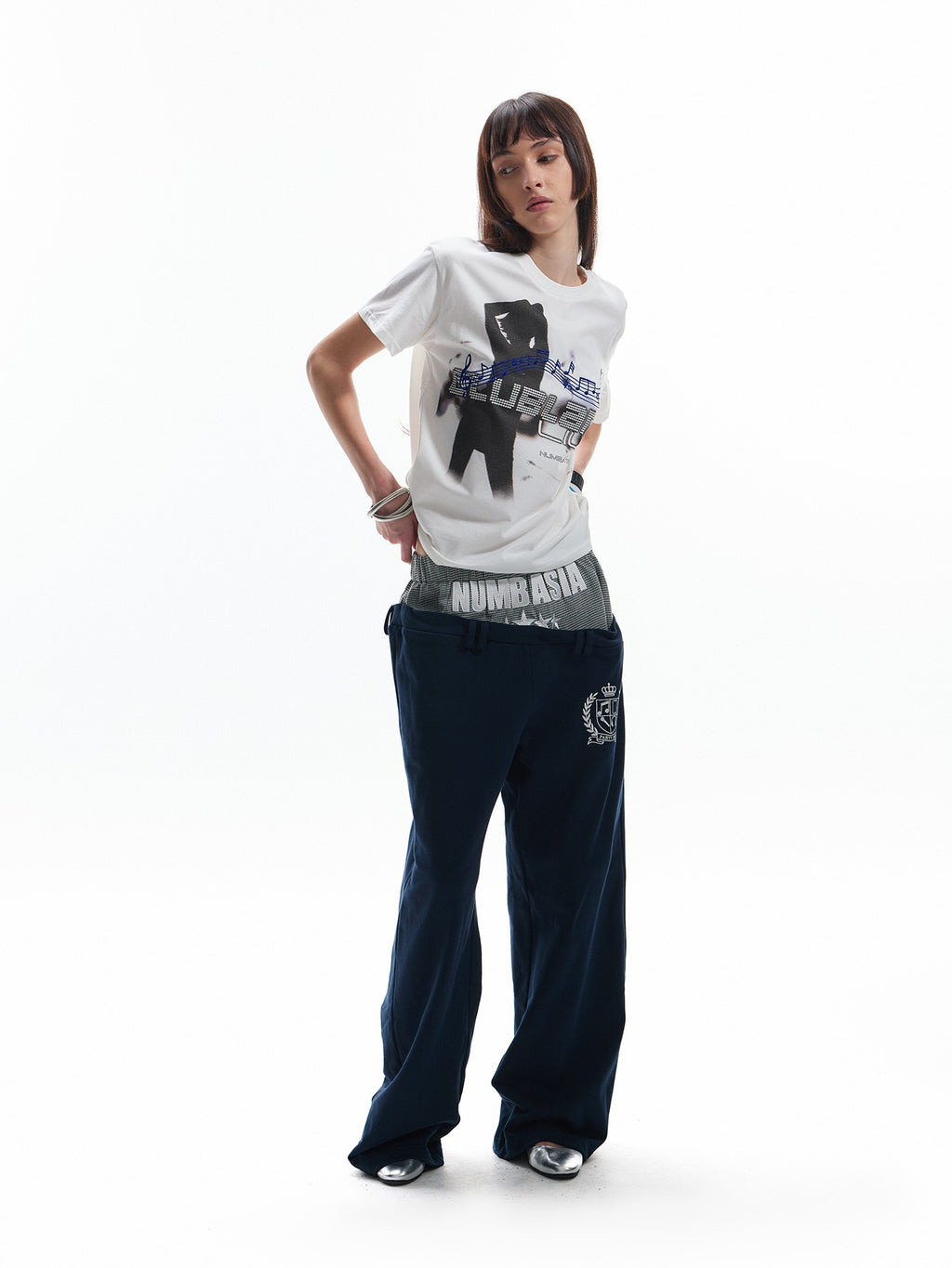 NumbAsia Street Character Electronic Note Embroidery Women's Short Sleeve T-shirts