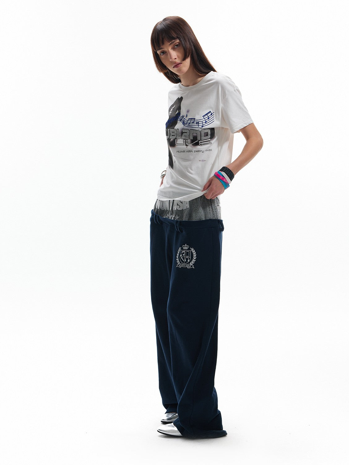 NumbAsia Street Character Electronic Note Embroidery Women's Short Sleeve T-shirts