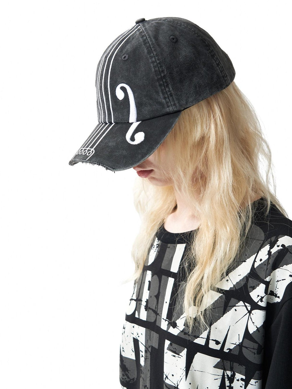 NumbAsia Violin Note Embroidery Washed Distressed Cropped Brim Women's Linen Hats