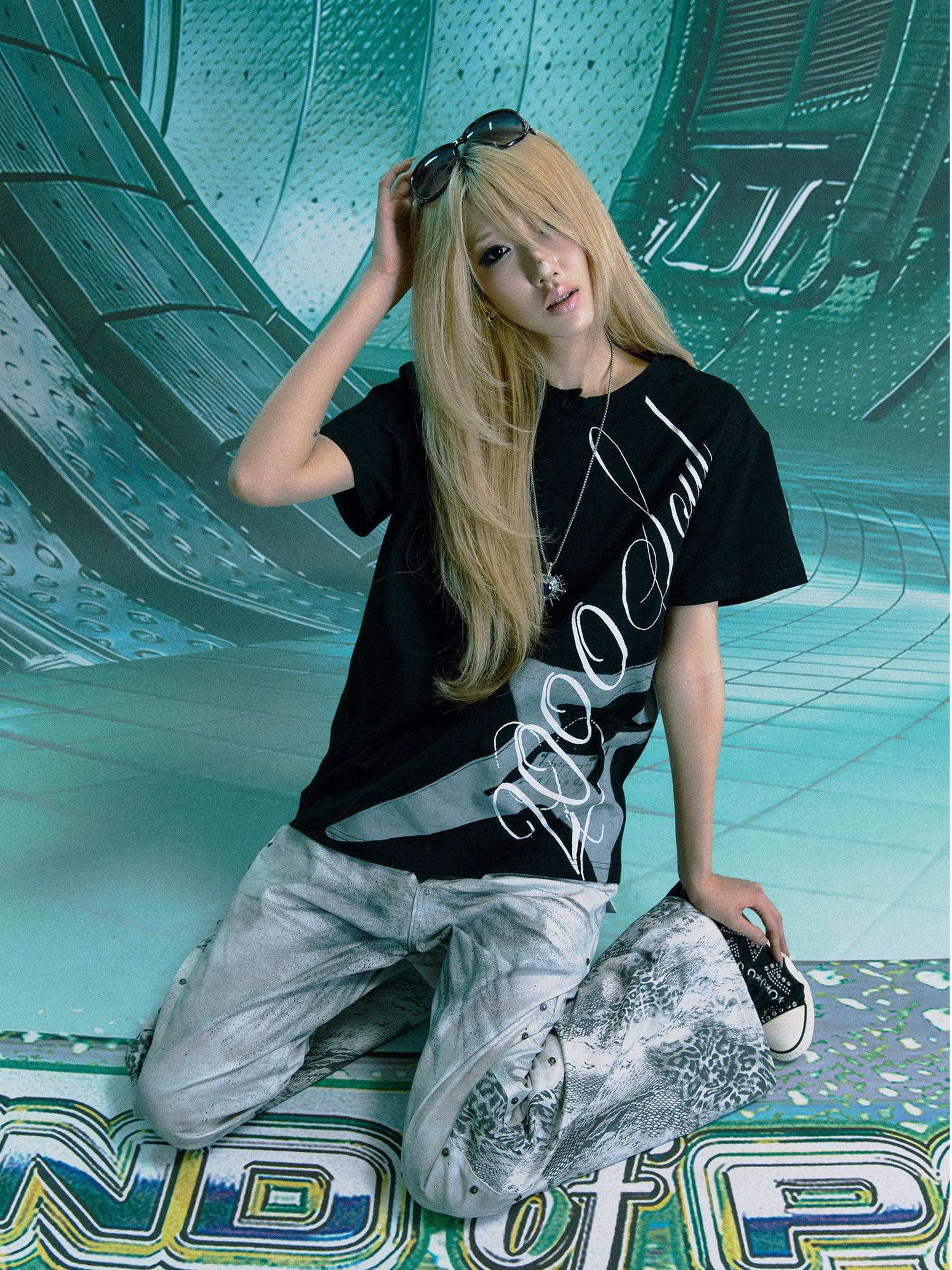 PAIKI 100 Percent Cotton Sorona Rock Print Asymmetric Neck Unisex Short Sleeve T-Shirts