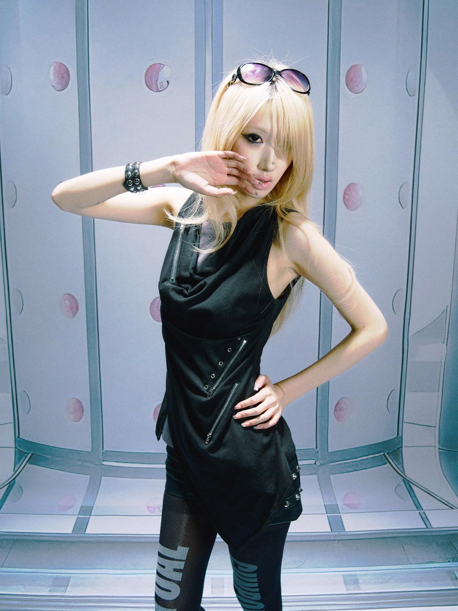 PAIKI 3D Metal Decor Slim Asymmetric Cowl Neck Unisex Black Geometric Tank Tops