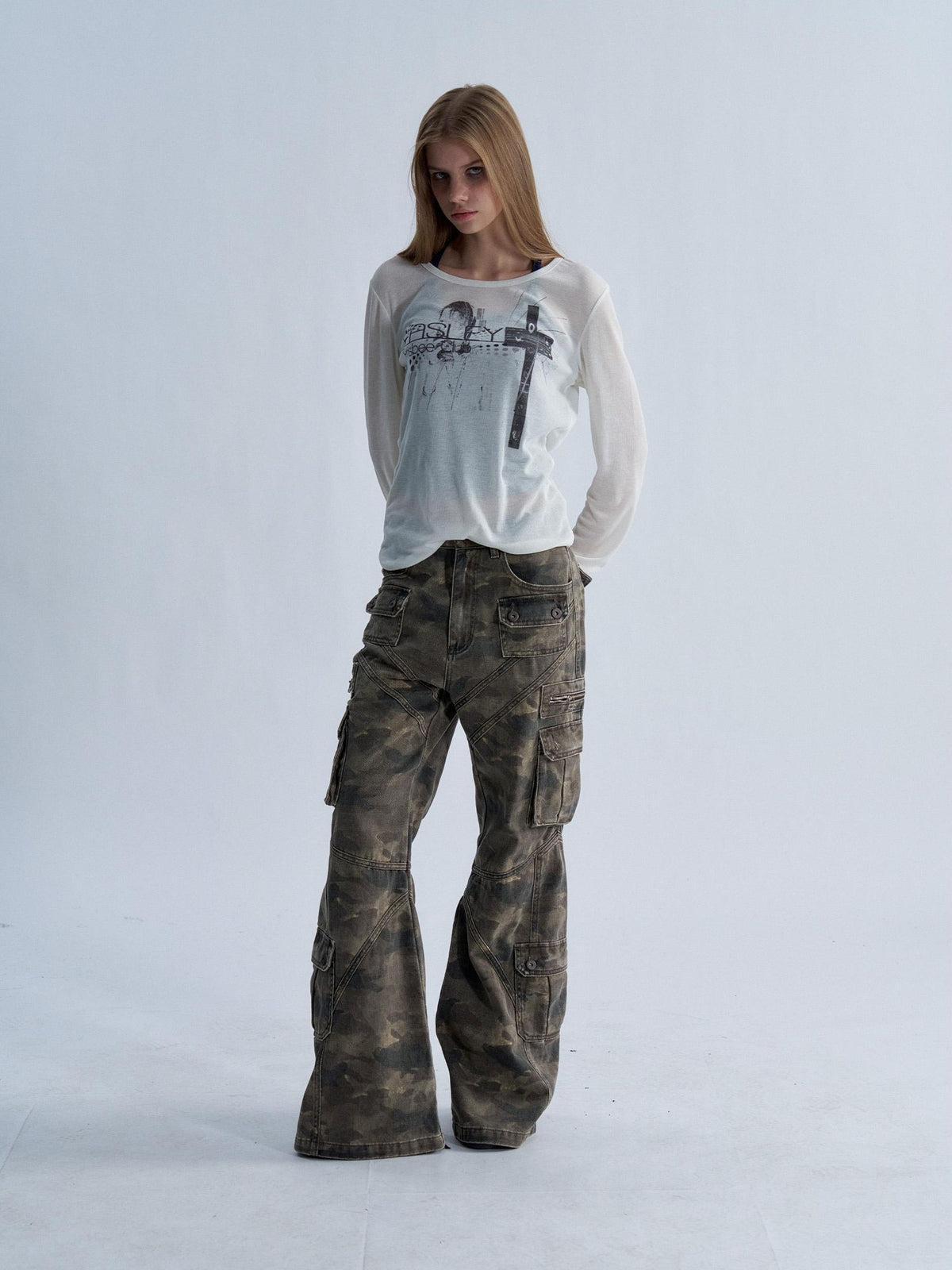 PAIKI Camouflage Washed Multi Panel Flare Women's Cotton Cargo Pants