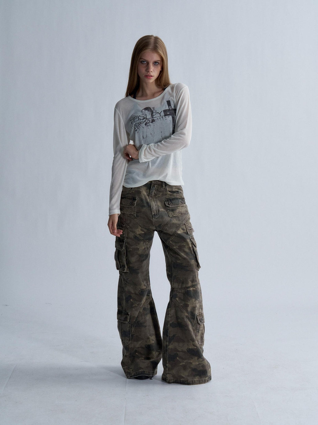 PAIKI Camouflage Washed Multi Panel Flare Women's Cotton Cargo Pants