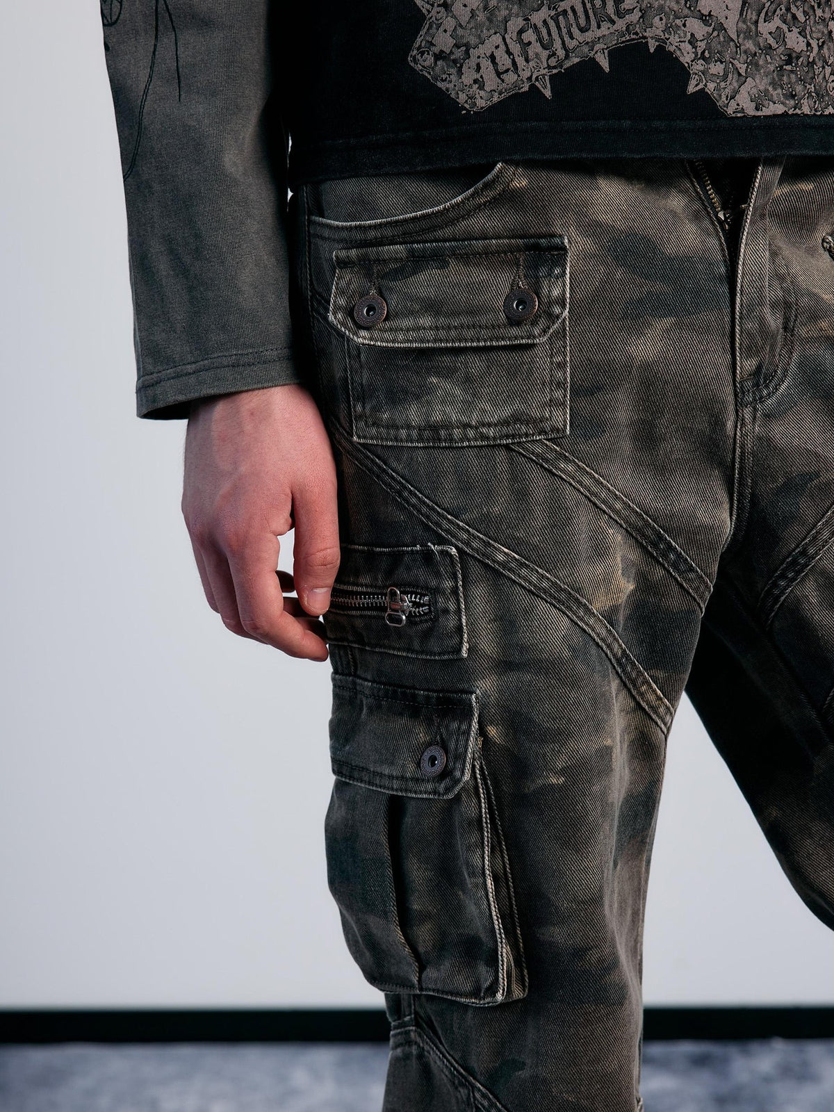 PAIKI Camouflage Washed Multi Panel Flare Women's Cotton Cargo Pants